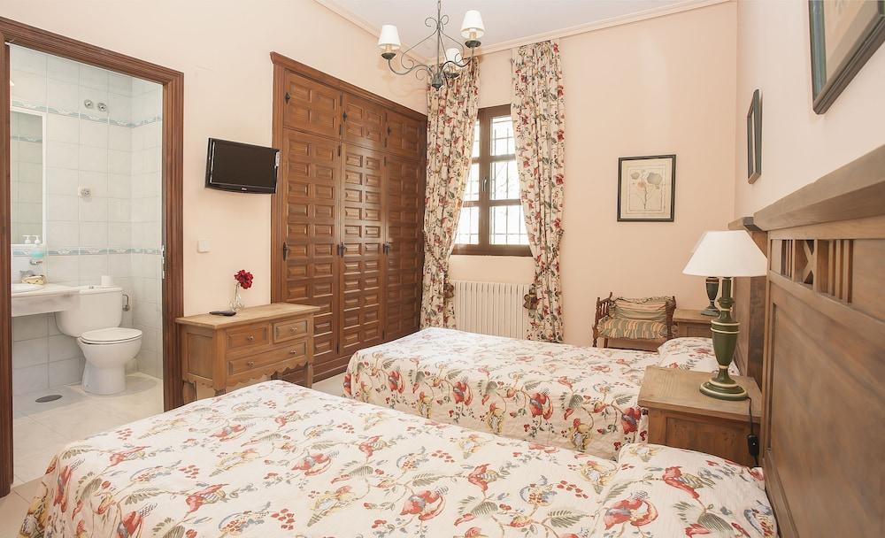 Hostal Las Paneras Ávila Luaran gambar