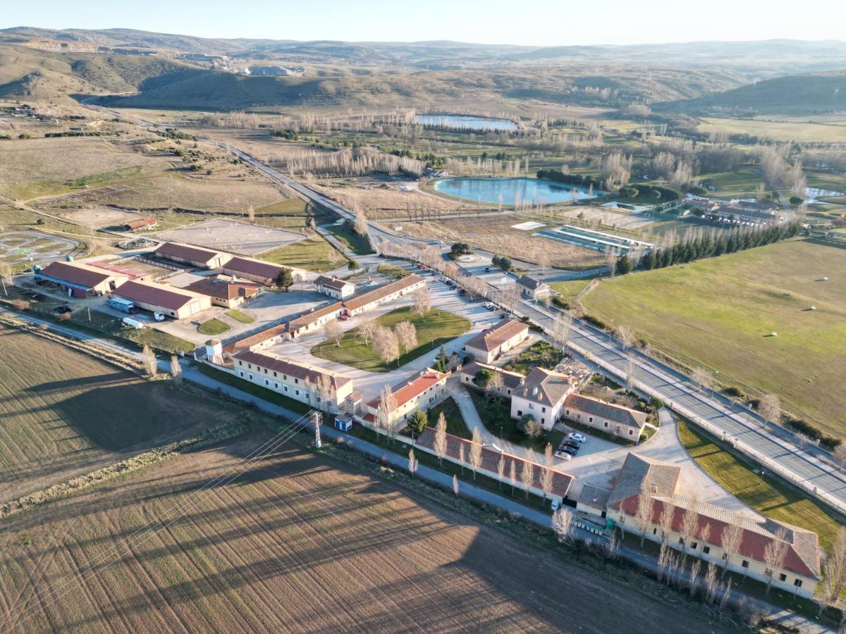 Hostal Las Paneras Ávila Luaran gambar