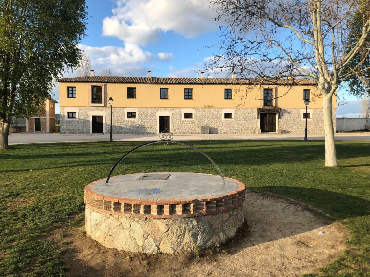 Hostal Las Paneras Ávila Luaran gambar